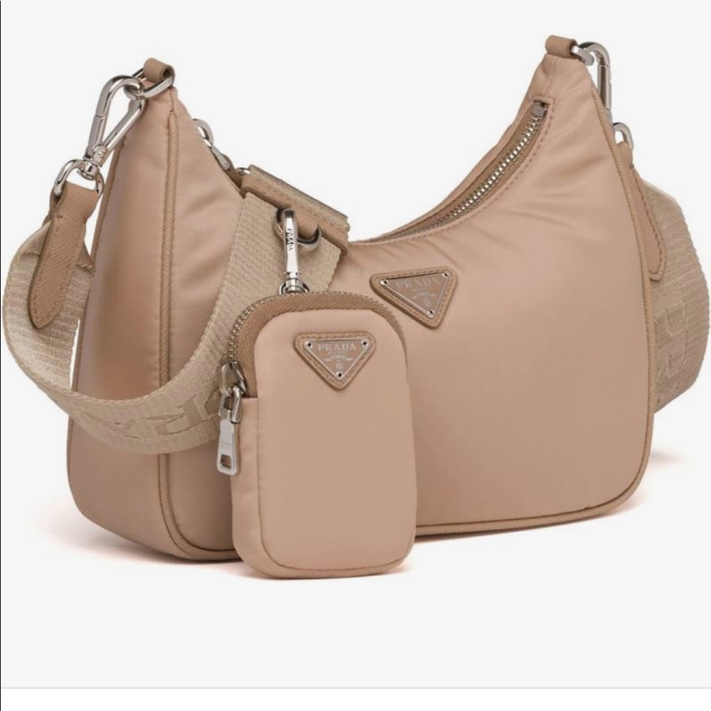 Prada 2005 reedition bag!! Sold out!!